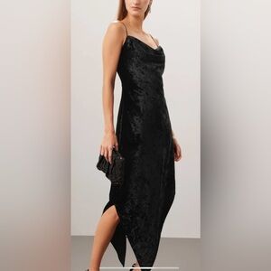Obando x RTR Black Velvet Dress 4 Cute 🥰